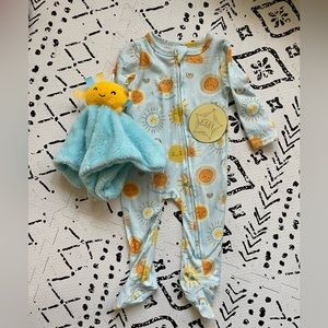 NWT Footed Zipper with matching lovey